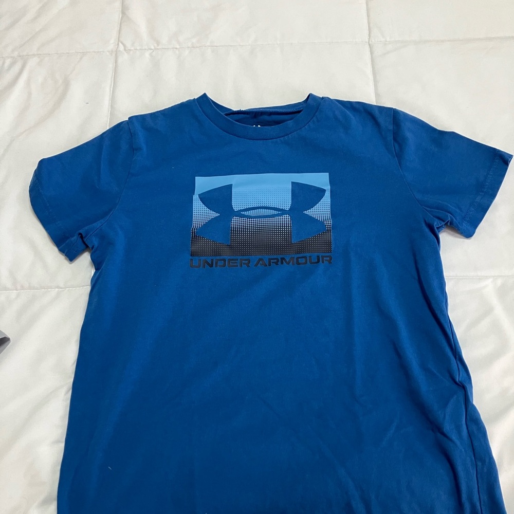 Under Armour Vibrant Blue Crew Neck